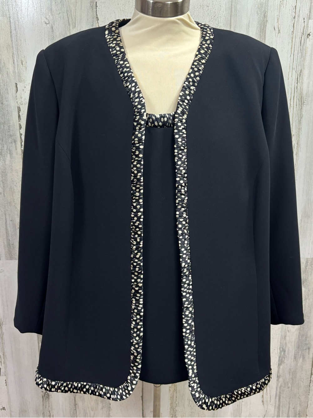 Kasper Plus Size Black Blazer and Shell Set with Polka Dot Trim